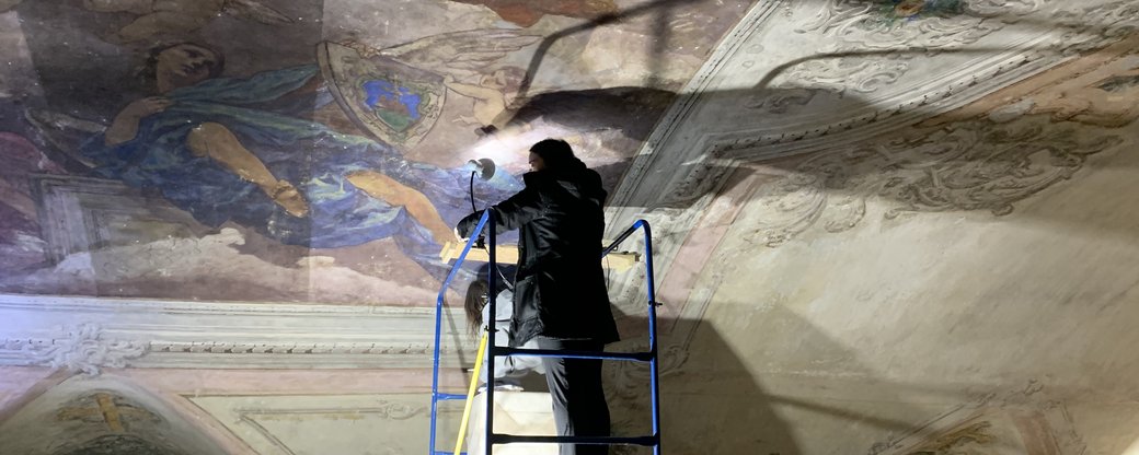 Настінний живопис та іконостас відновлюють у греко-католицькому соборі в Ужгороді (ФОТО, ВІДЕО)
