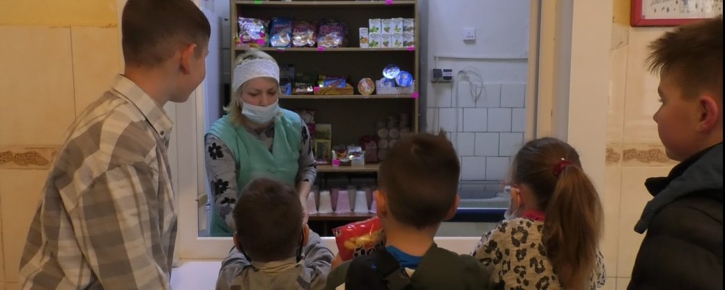 Газовані напої та солодощі у шкільних їдальнях Ужгорода з 1 січня – під забороною (ВІДЕО)