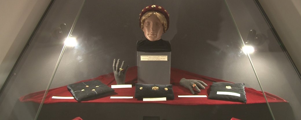 В Ужгородському замку з нагоди Дня музеїв відкрили дві виставки (ВІДЕО)