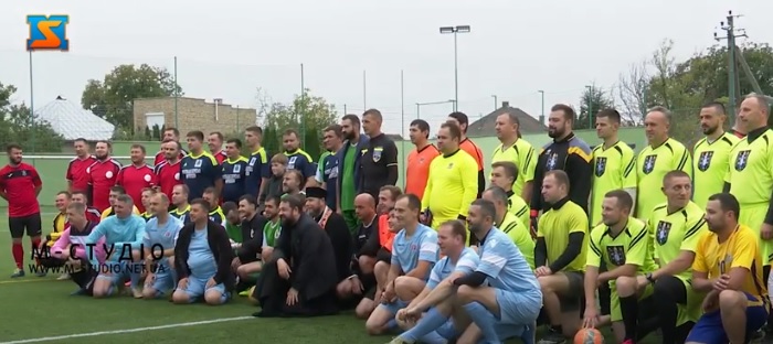 На Закарпатті вперше відбувся всеукраїнський футбольний турнір між священниками (ВІДЕО)