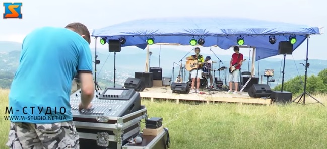 На Тячівщині молодь започаткувала фестиваль живої та електронної музики "Кичера-фест" (ВІДЕО)