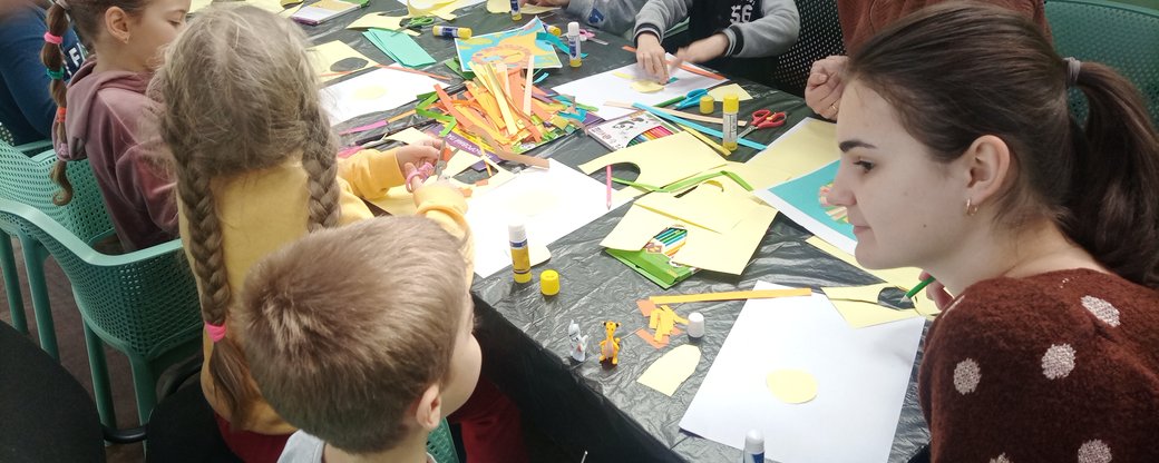 В Ужгороді організували майстер-класи та фітнес для дітей вимушених переселенців (ФОТО, ВІДЕО) 
