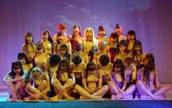 Ужгородський "Бліц" презентував хореографічну виставу "Колись було. Колись буде..." (ФОТО)