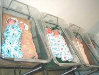 Матері перших новонароджених 2011 року отримають по 2 000 від Ужгородської міськради