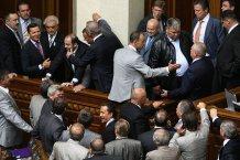 Депутати в Раді посміялися з судді, який брав хабарі по 200 гривень 