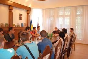 Студенти УжНУ, що стажуються в Словаччині, відвідали генконсульство України у Пряшеві (ФОТО)