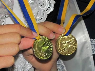 В Ужгороді стало вдвічі менше медалістів (ФОТО)