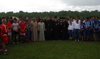Молодь Мукачівської православної єпархії провела футбольний турнір та брейн-ринг (ФОТО) 