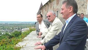 Прем’єр-міністр Азербайджану відвідав Мукачівський замок (ФОТО)