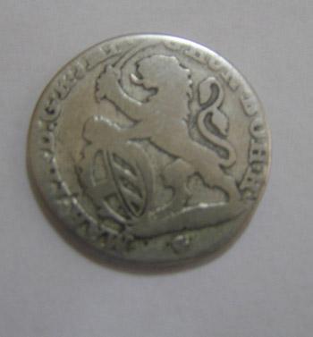 Чопські митники у поштовому відправленні виявили старовинну монету (ФОТО)