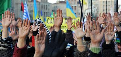 Понад 50% молодих українців готові йти на барикади проти цієї влади